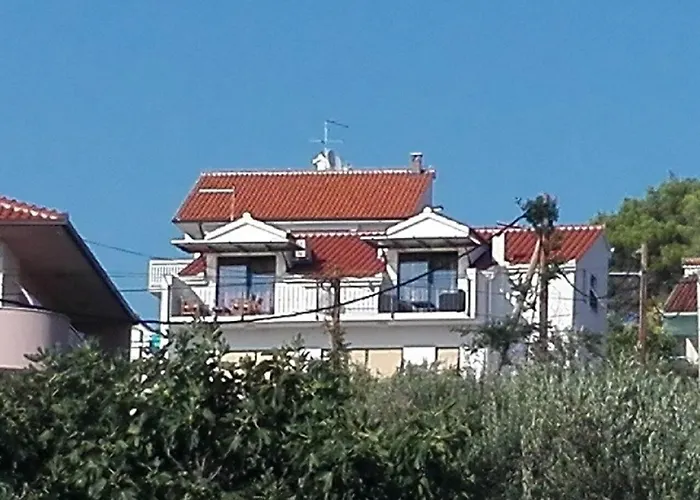 Διαμέρισμα Tamara Τρογκίρ